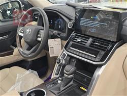 تۆیۆتا لاند کروزەر